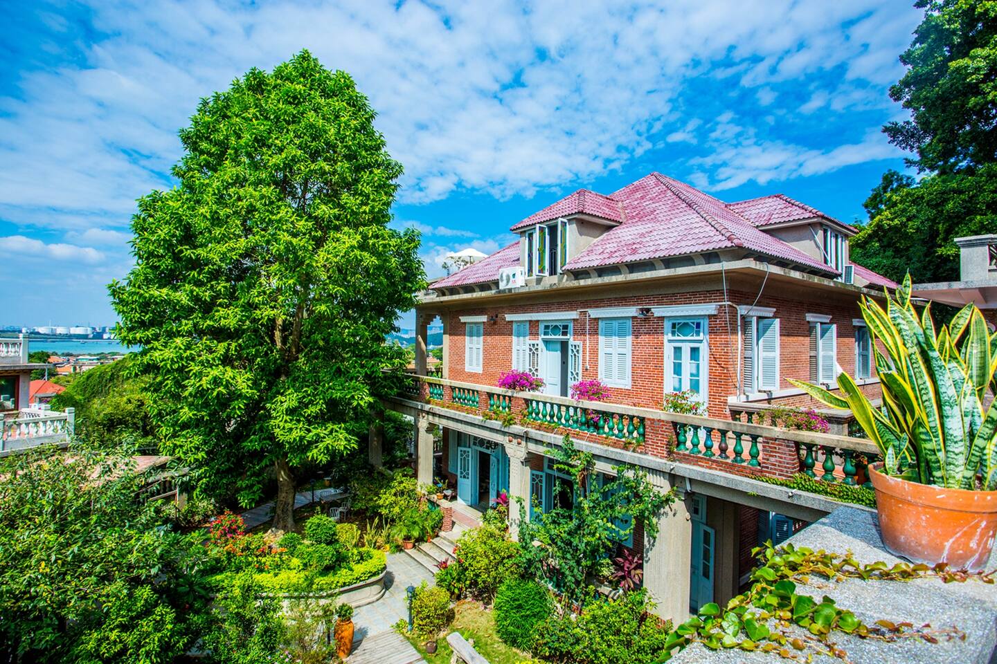 鼓浪屿岛上民国别墅|中式大床房|带浴缸