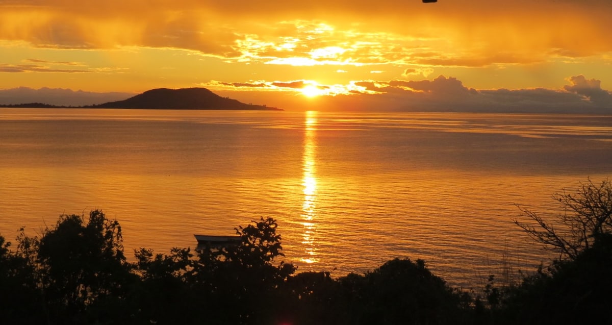 乌利萨小屋（ Ulisa Cottage ） ，利科马岛（ Likoma Island ） ，马拉维湖（ Lake Malawi