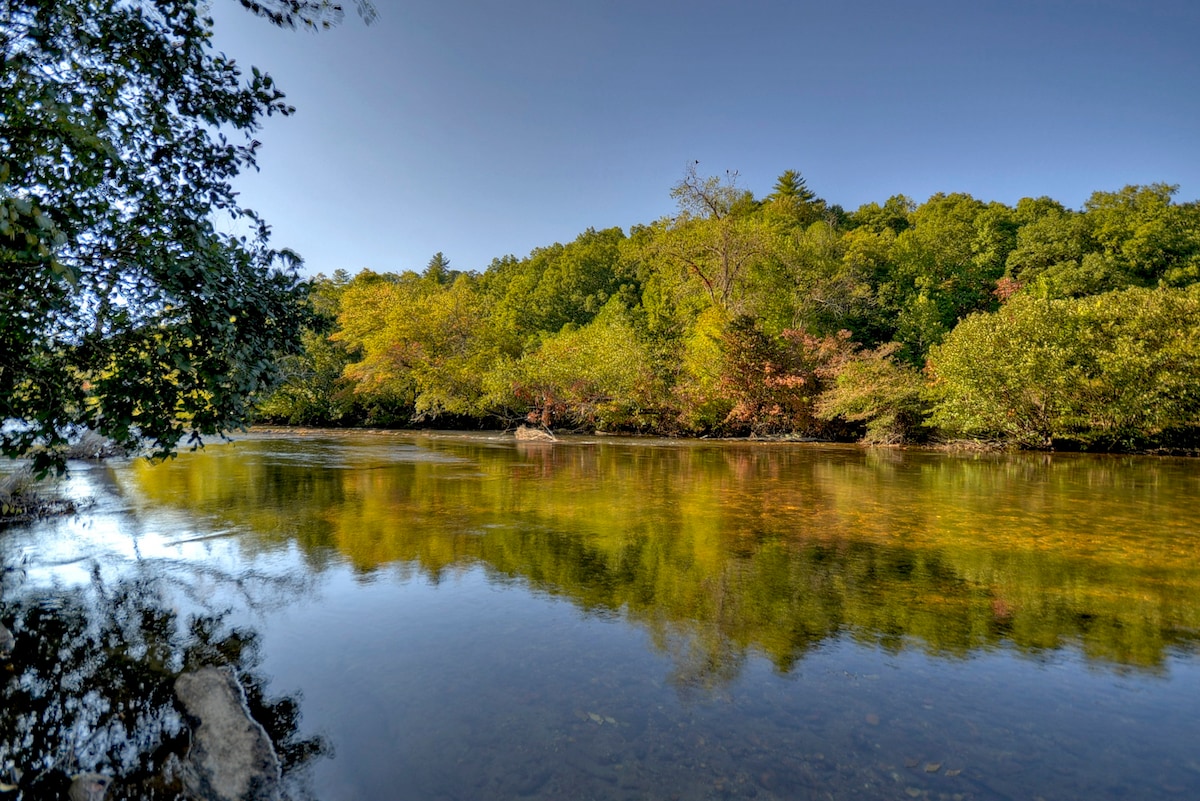 A River 's Meadow - Toccoa River豪华小屋