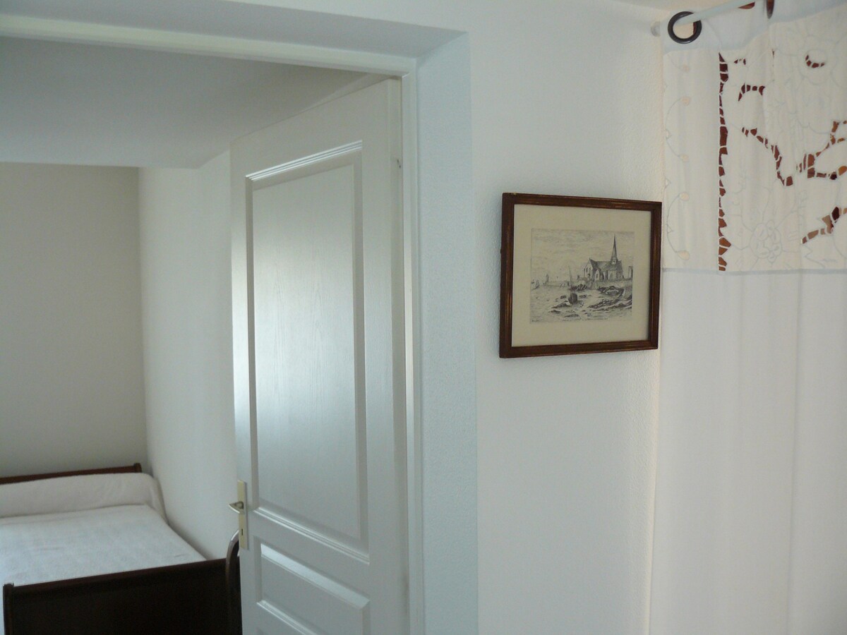 「仅限旅行者」的房间，靠近Mairie
