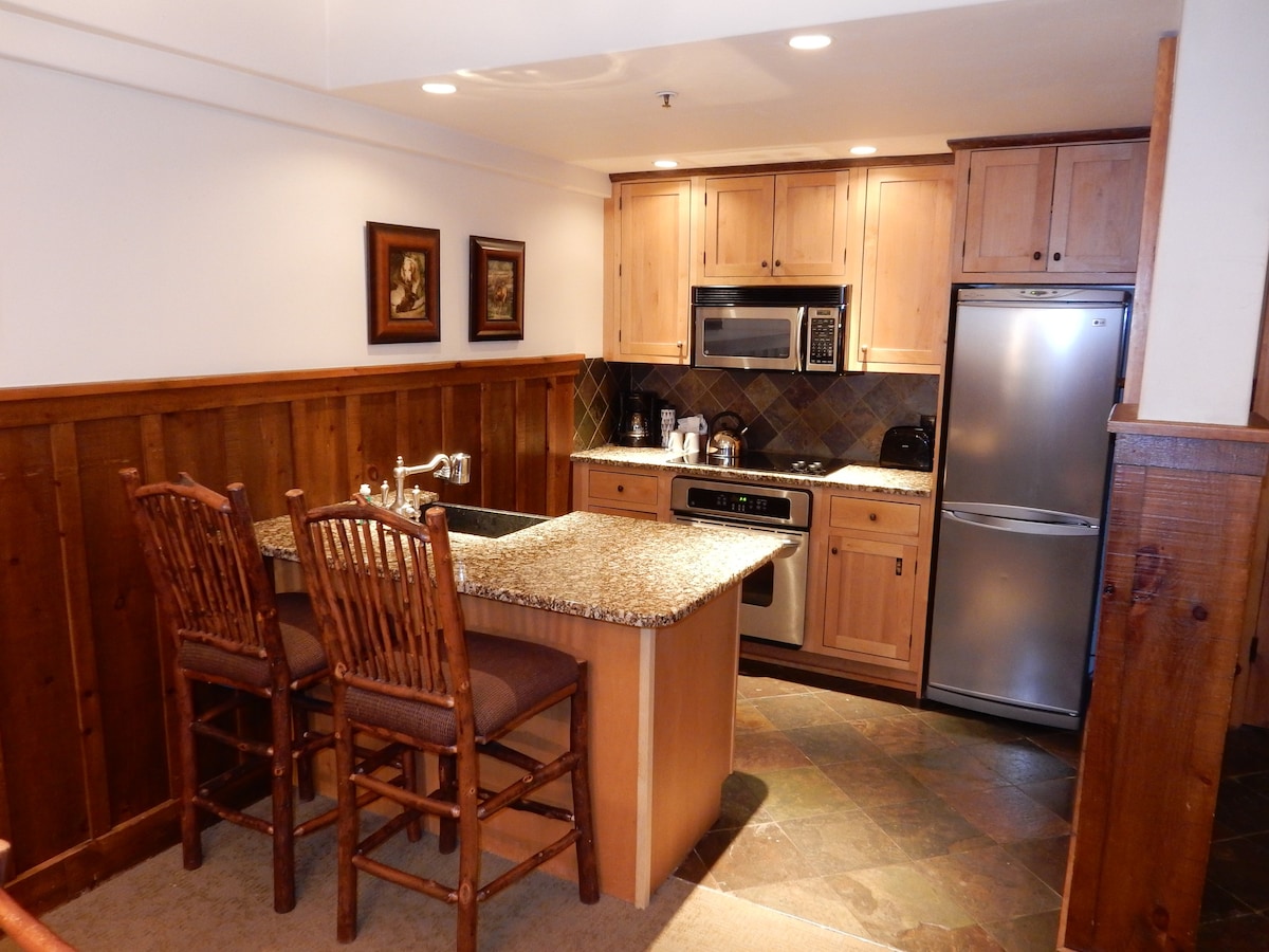 The Whiteface Lodge Luxury Resort - 3 Bed/3 Bath