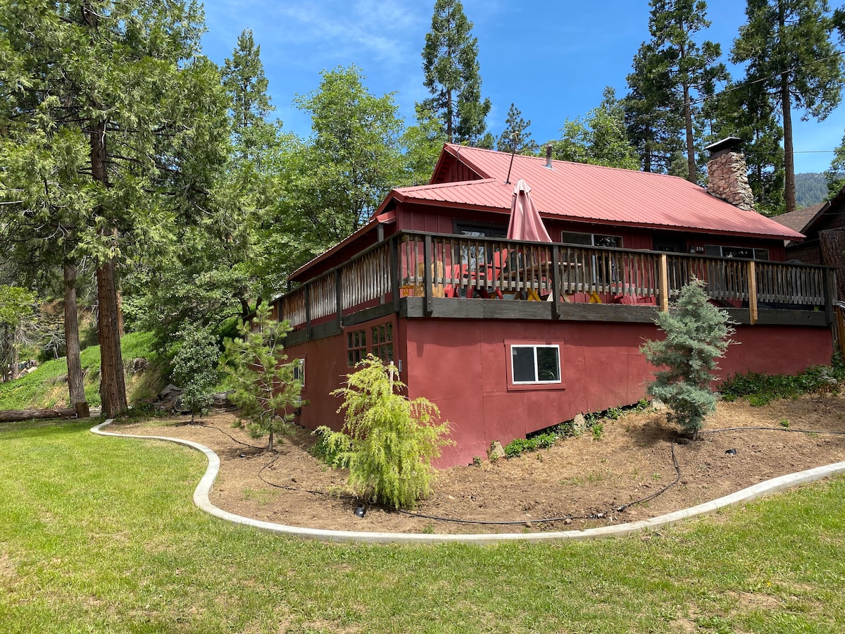 Cozy Sequoia Cabin Camp Nelson