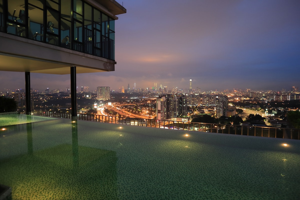 ☀ 现代公寓，可欣赏无边泳池和吉隆坡城中城景观