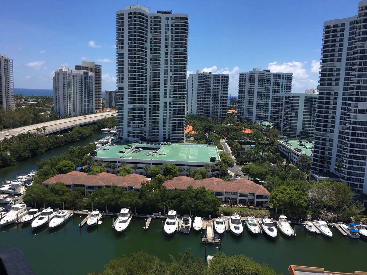 Aventura Sunny Isles Beach. Unbeatable location.