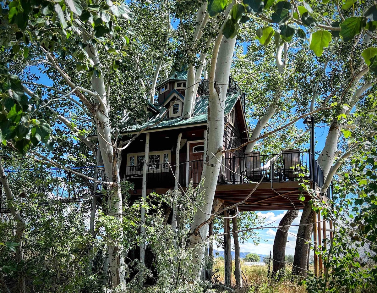 Fantasy Treehouse and Resort