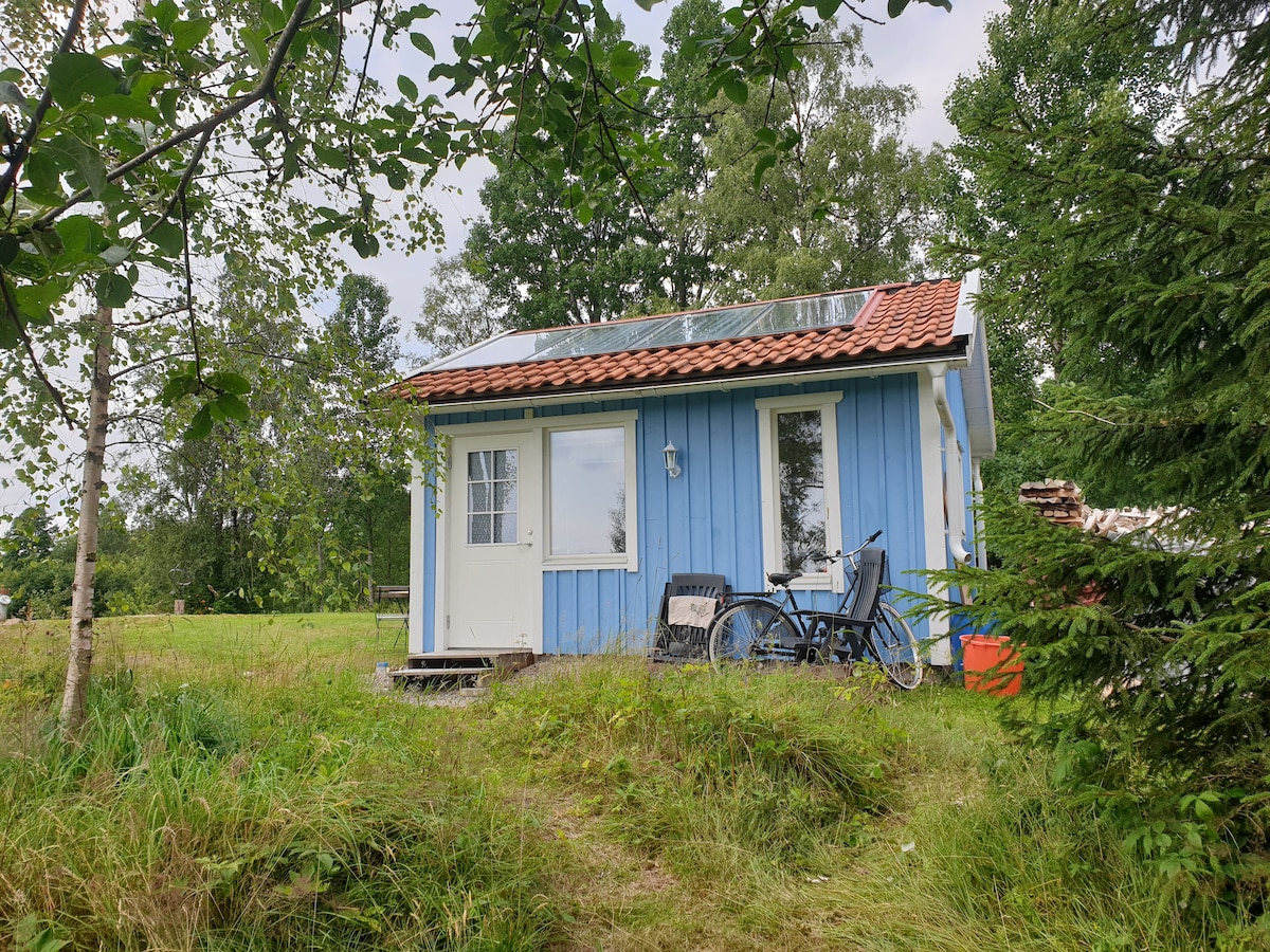 美丽的自然环境中的小木屋！ 大自然中的乡村小屋！