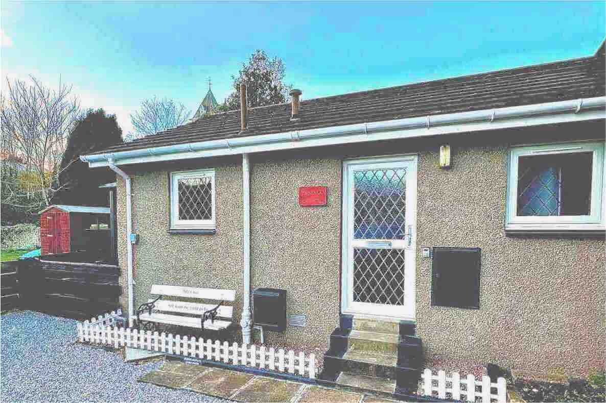 Pitlochry town centre - burnlea cottage