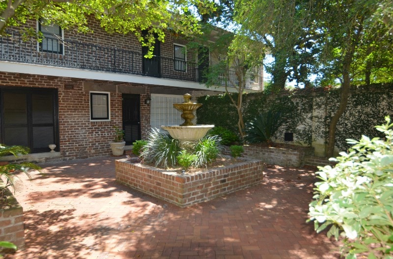 普拉斯基（ Pulaski ）「历史悠久的萨凡纳乡村小屋（ A Historic Savannah Cottage ）」