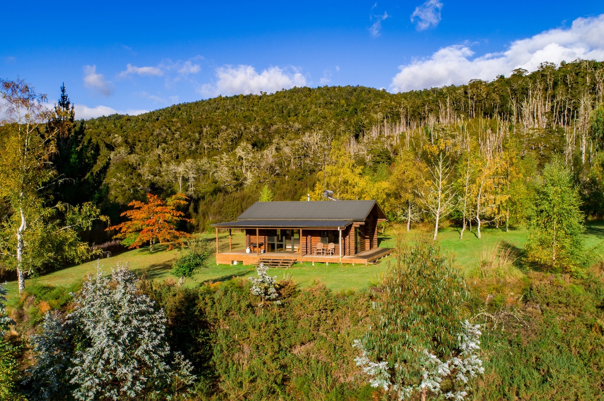 环保木屋距离圣阿诺（ St Arnaud ） 30分钟车程