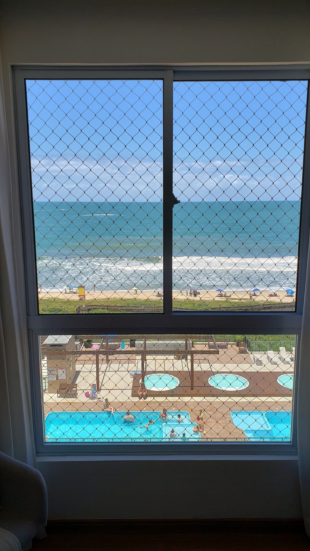 Apartamento frente mar e pé na areia!!!