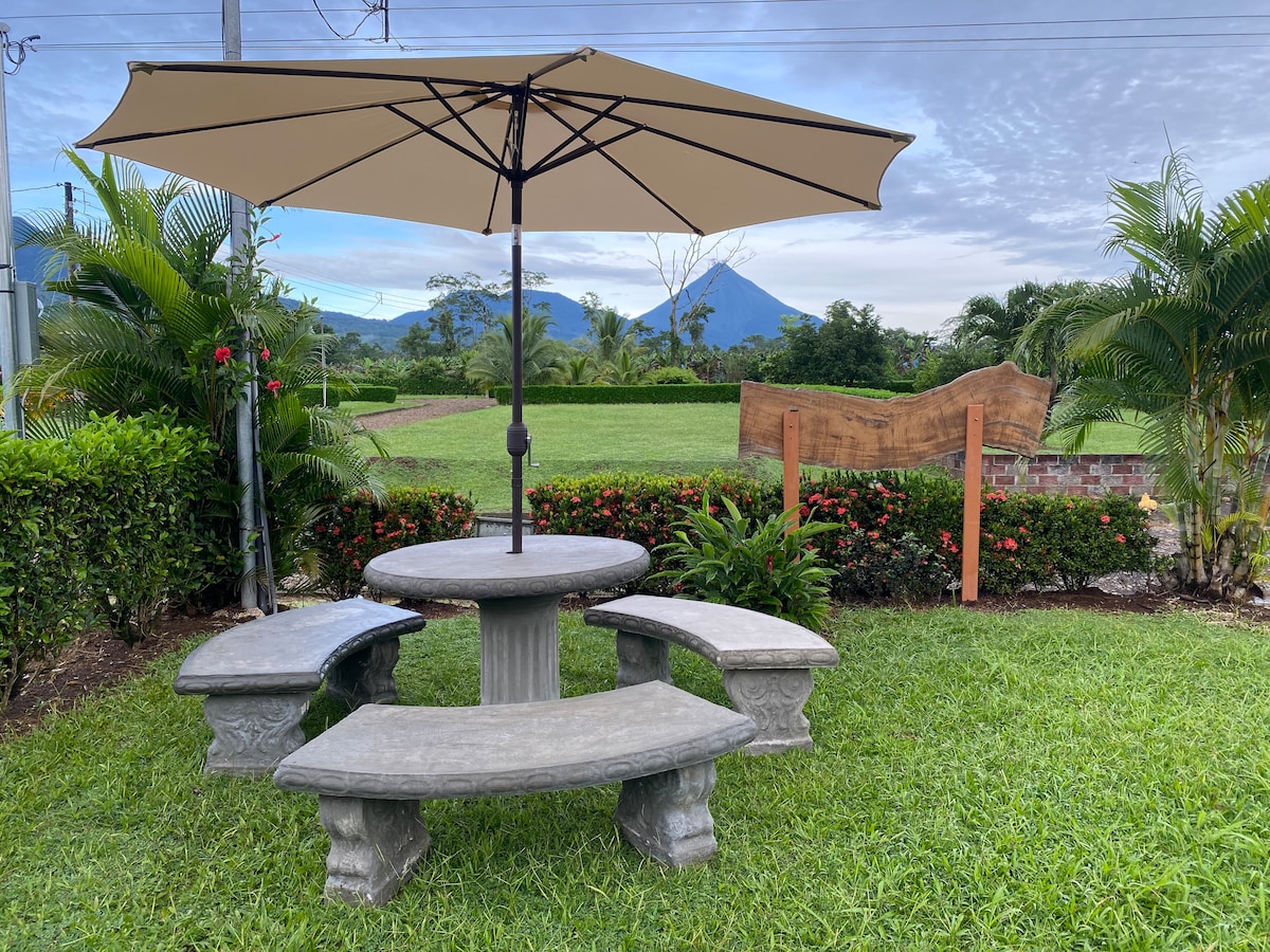 Casa de campo con vista al Volcán Arenal