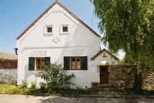 Authentic farmhouse in the Káli basin