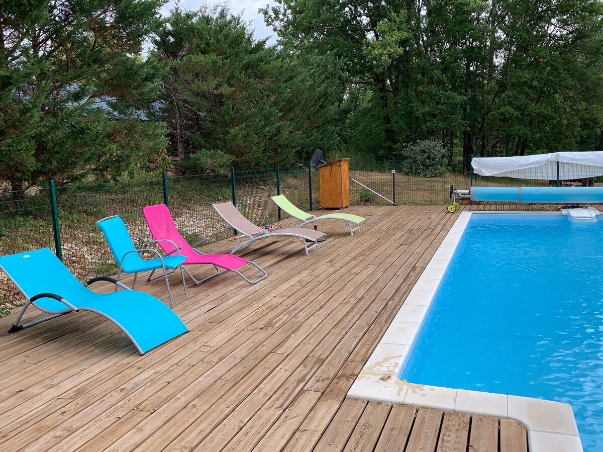 Gîte en Périgord avec piscine privative