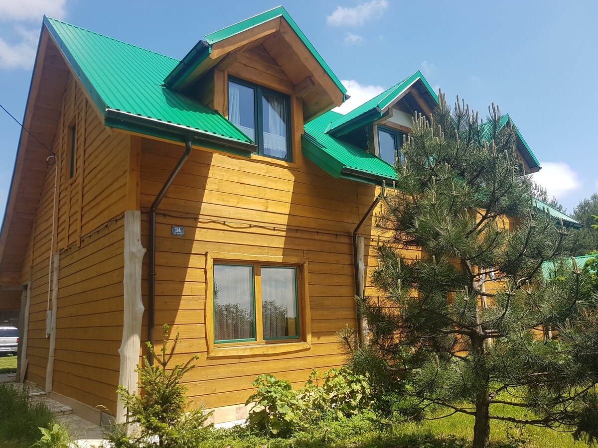 位于ếwiętokrzyskie山脉的房子