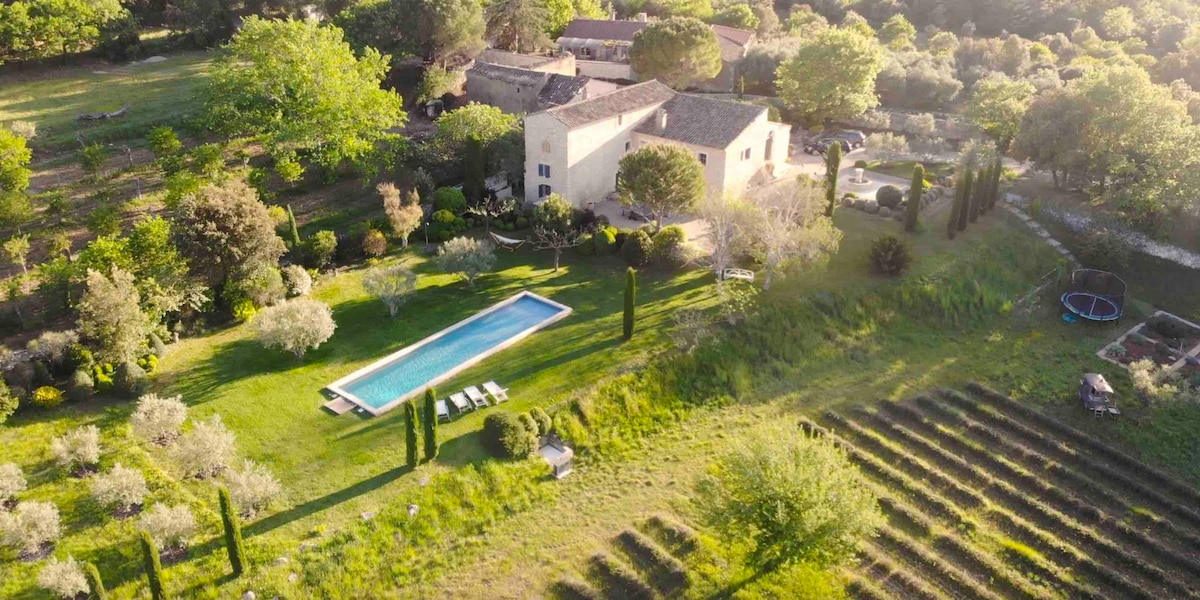 Villa Luberon Menerbes Piscine Tennis