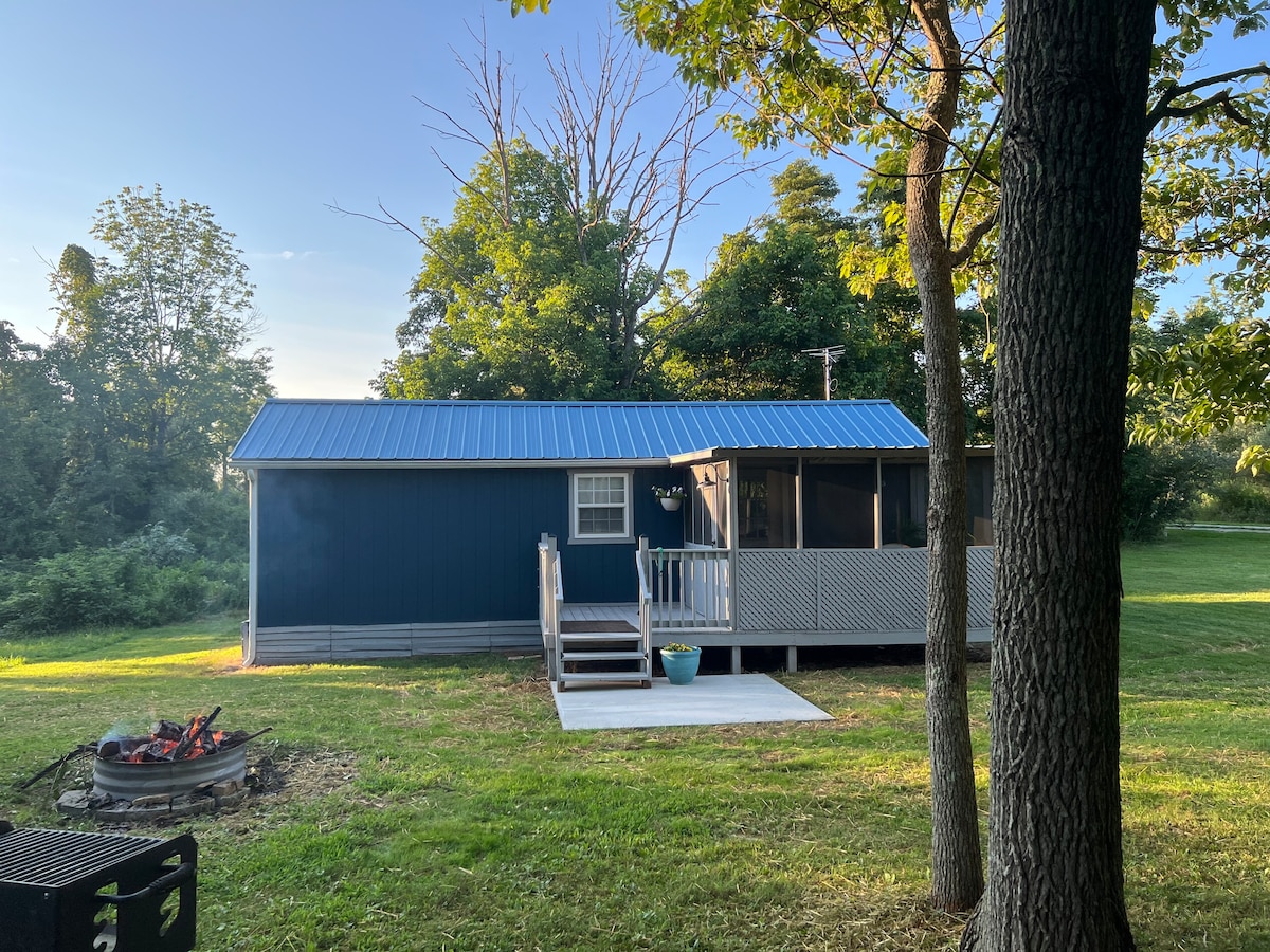 Tiny Bluebird Cottage-Near Seneca Lake