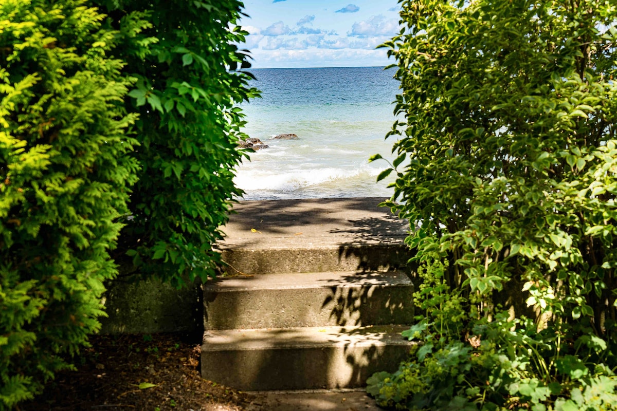 Aquavista Waterfront - Georgian Bay Cottage