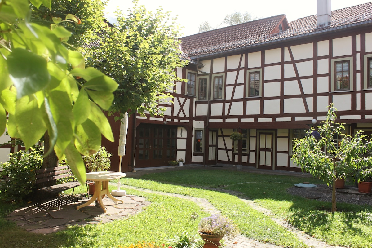 Familiennest im Fachwerkhaus - "Gartenblick"