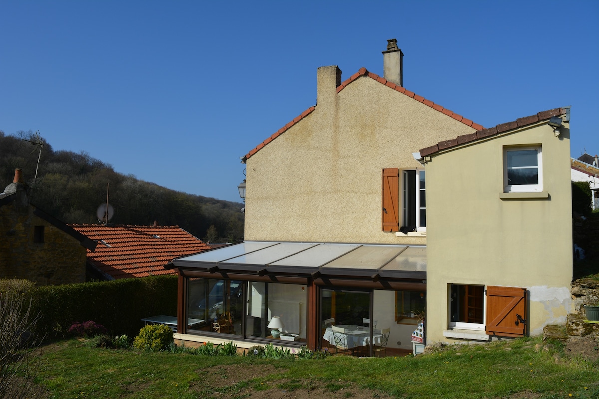 Haraucourt, Ardennes vertes. Gîte*** "Les Vignes"