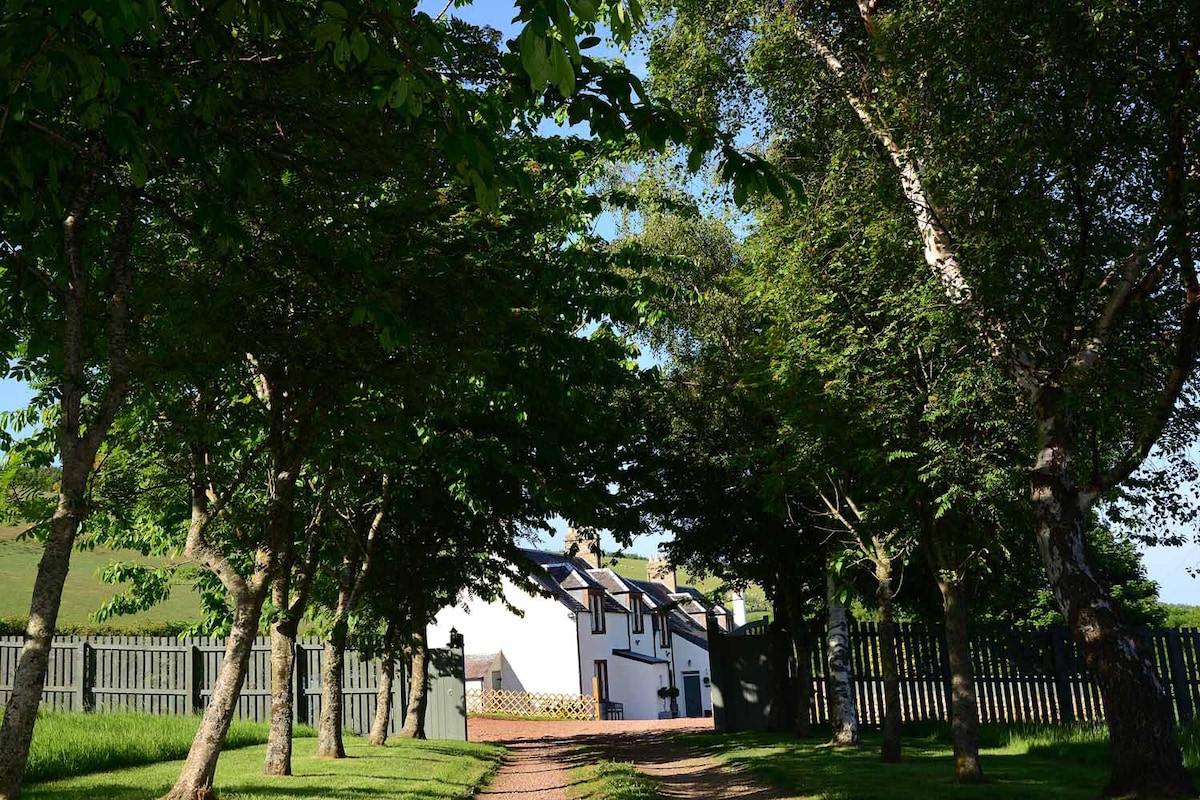 Kate 's Cottages, Bracken Lodge