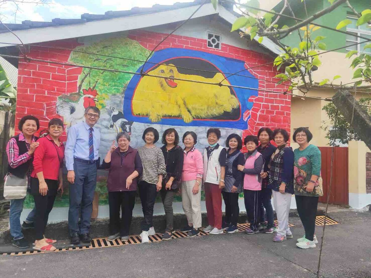 海倫的家-附有庭院的私人休憩所客家老宅農村體驗獨棟田園小花園戶外烤肉採果可愛動物互動樂趣