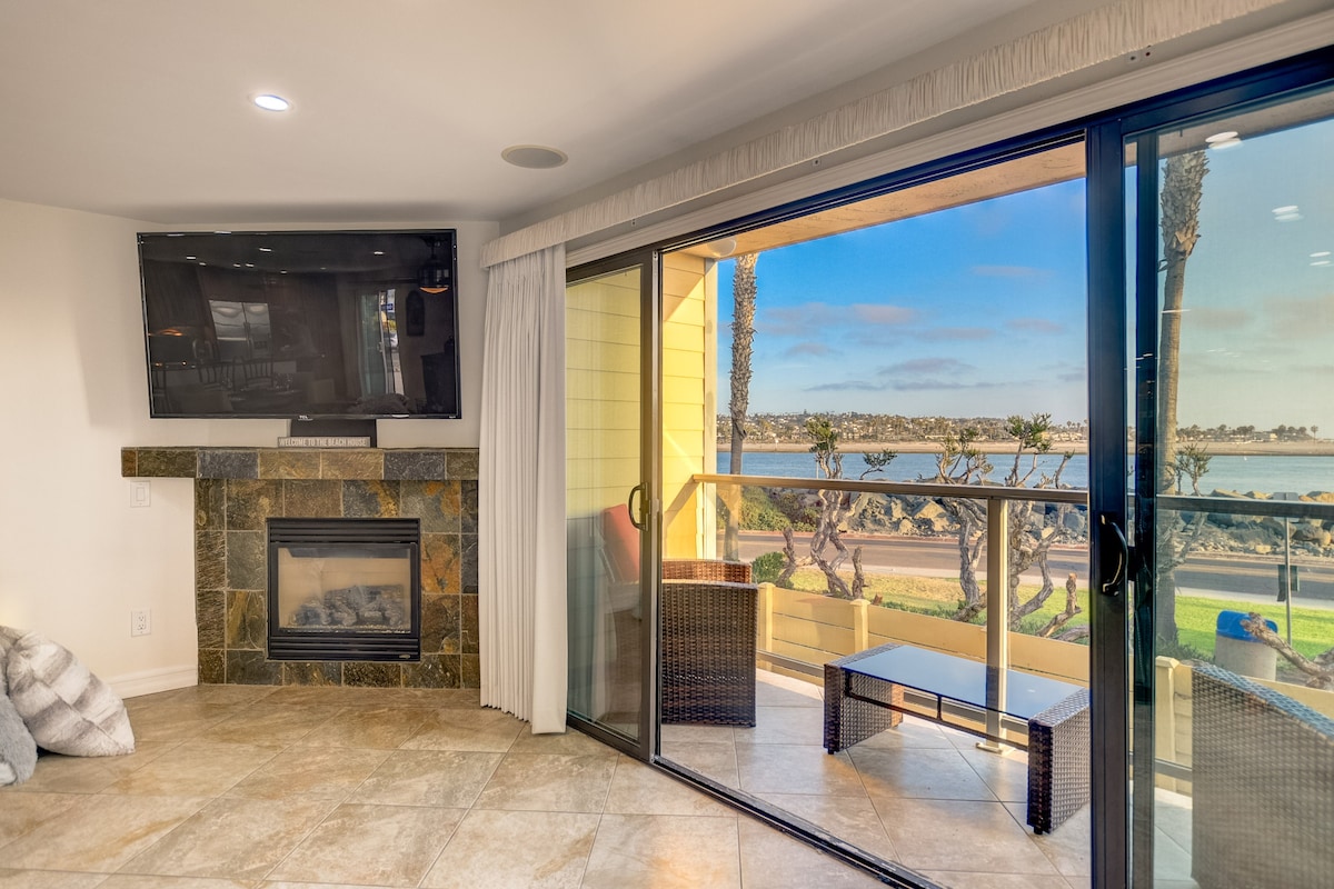 Beachfront-Ocean views!-Luxury AC Home on Sand!