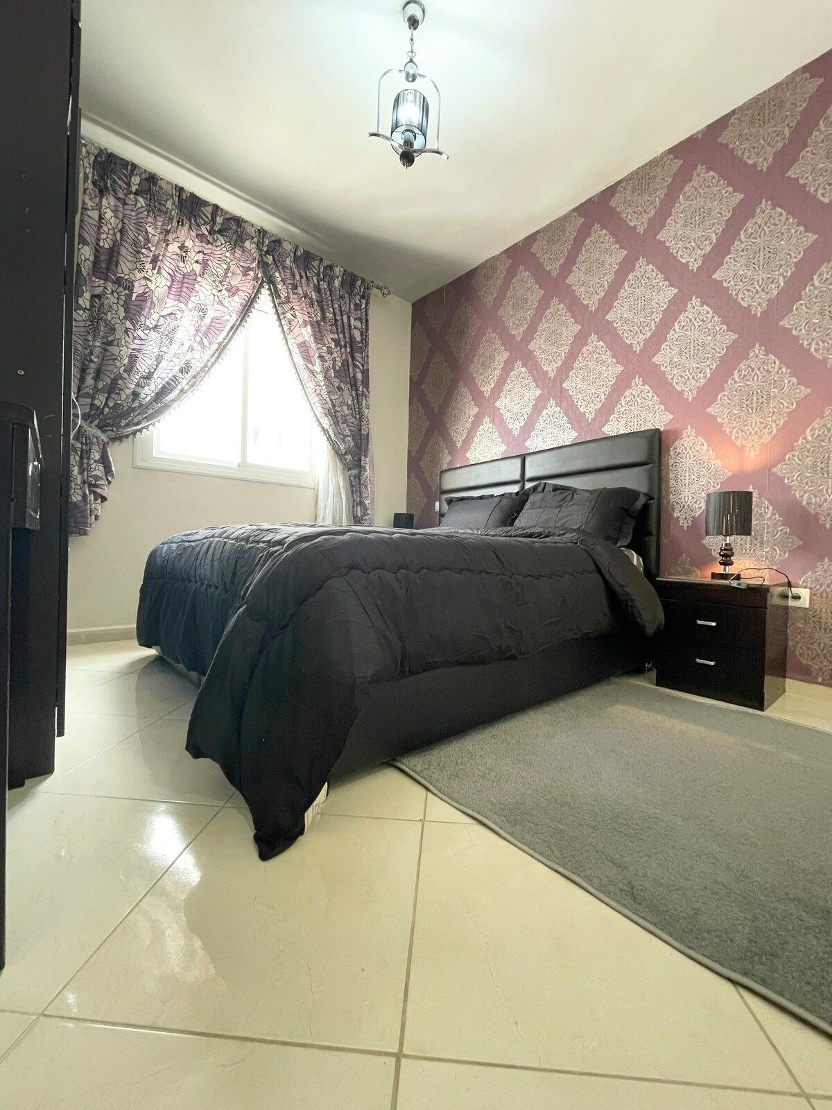 Charming 2 bedroom apt ft Wi-Fi