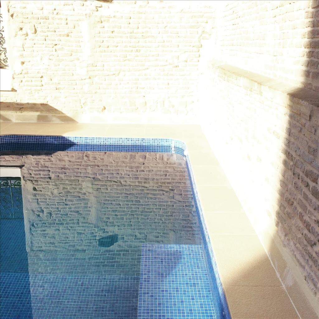塞维利亚市中心带私人泳池的公寓
