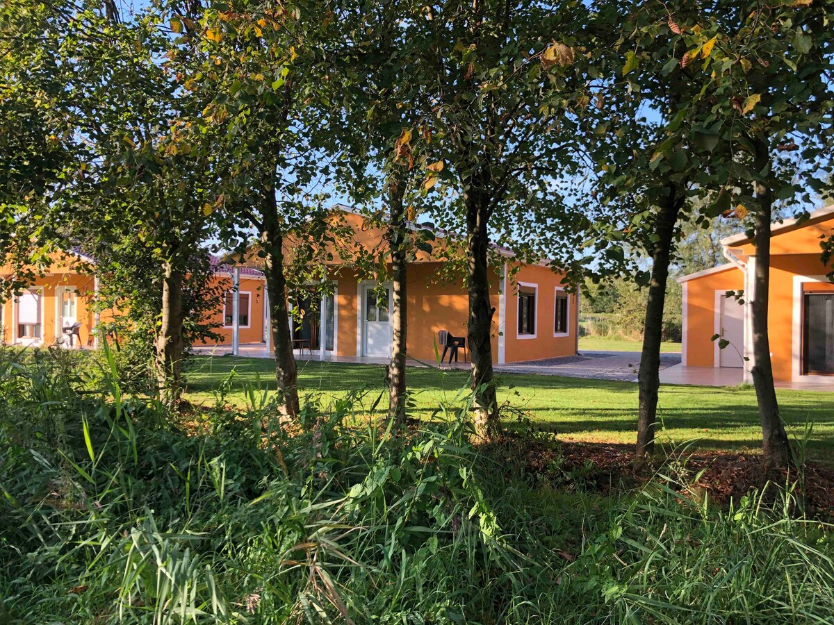 Vakantiehuisje aan de rand van Termunterzijl.