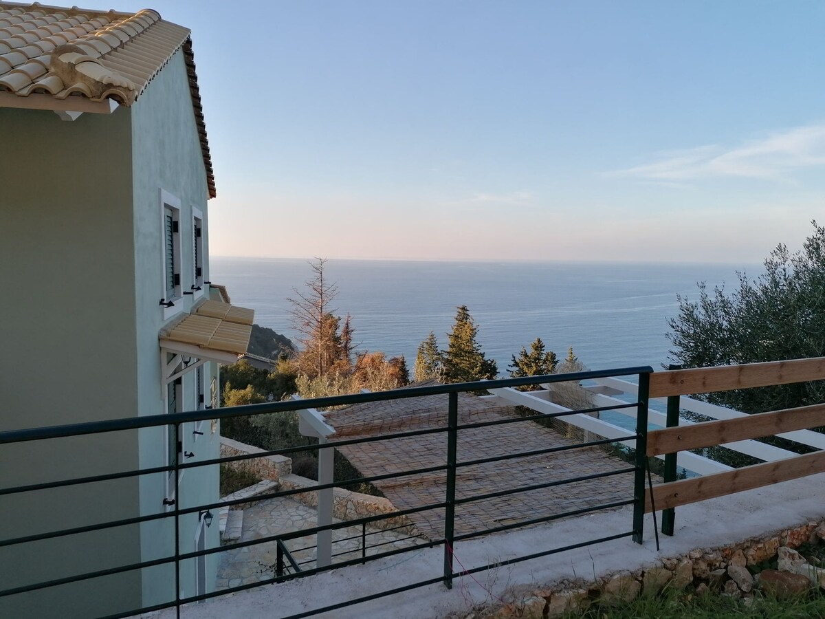 Villa ioli at the sea breathtaking view & sunset