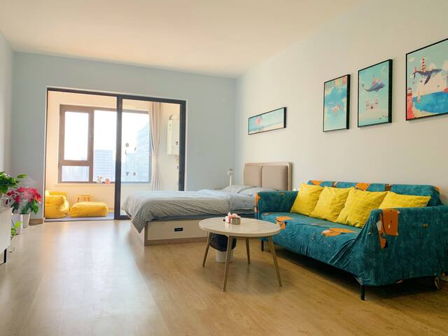 兰州民宿 【2555号】密码锁24h地暖|楼层高视野好|商业中心旁