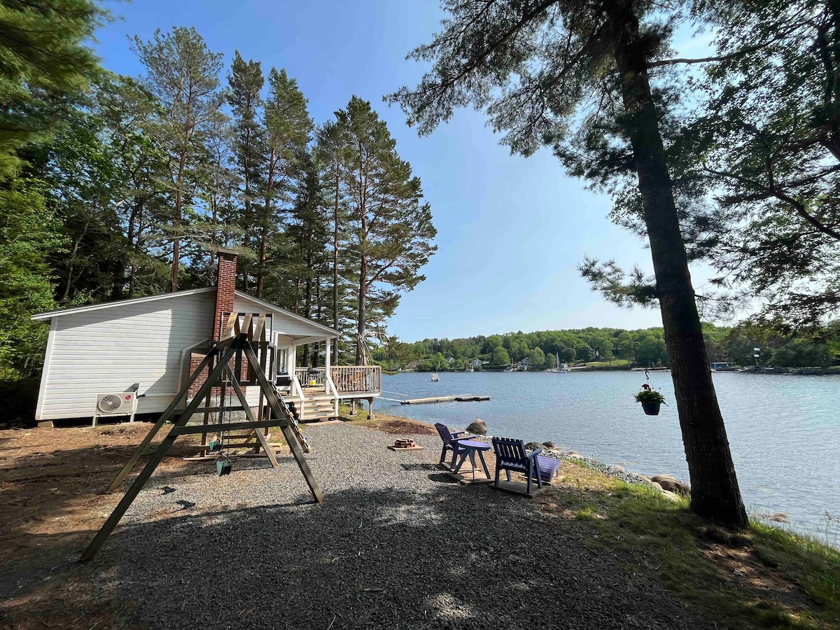 Herman’s Island Boathouse in Lunenburg County