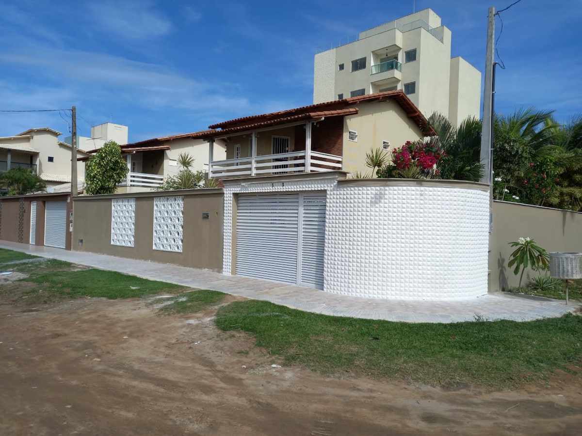 Casa de Praia Duplex com piscina no Guriri