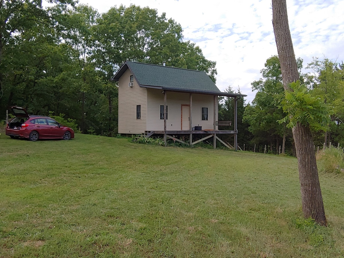 Cabin on Hoot Owl Ridge