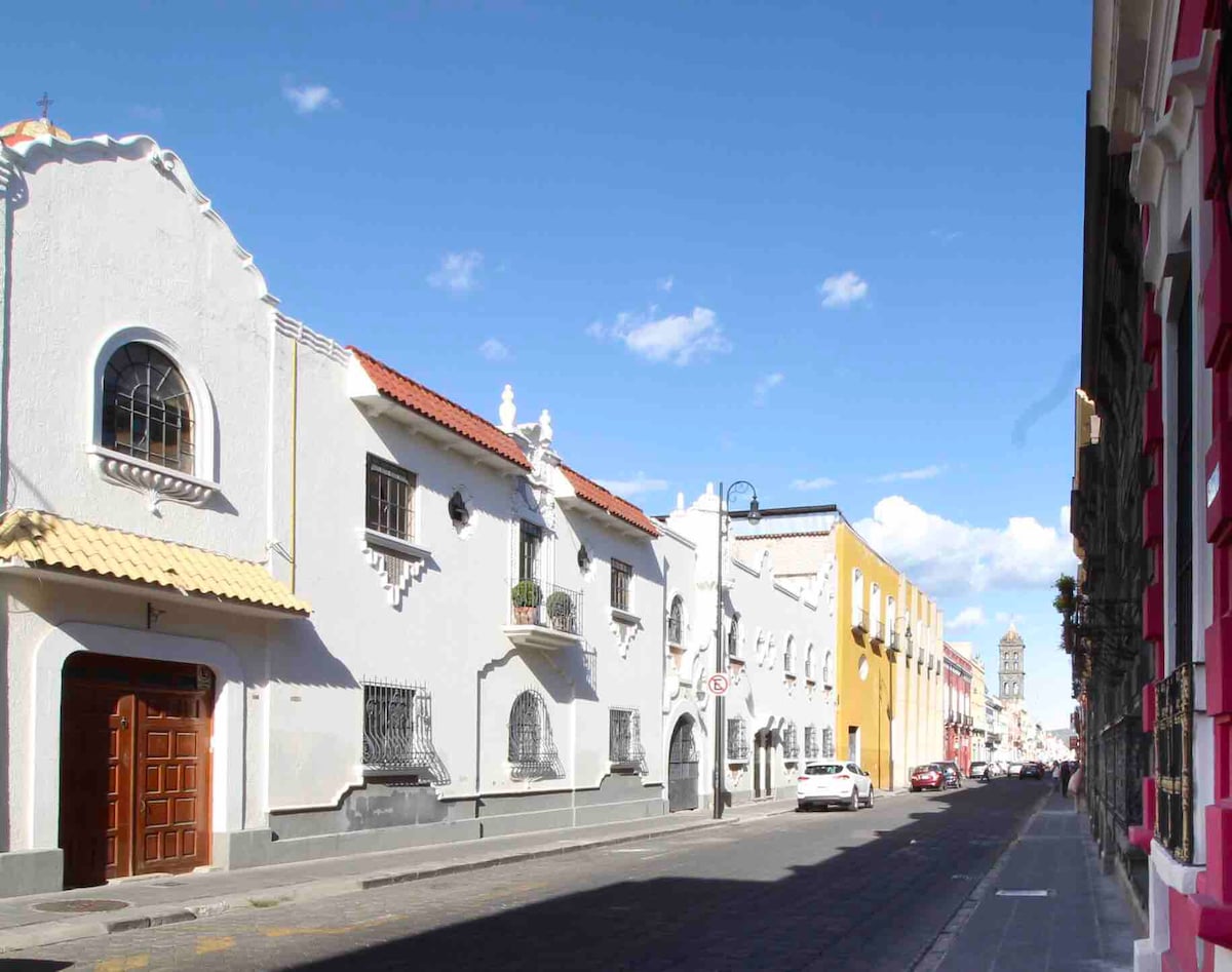 位于普埃布拉（ Puebla ）市中心的舒适公寓