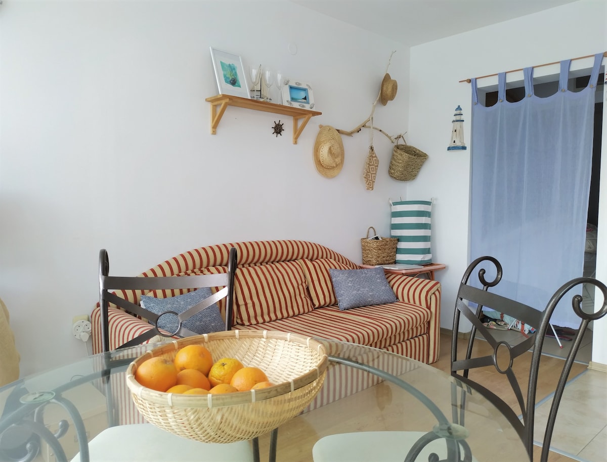 Cozy studio with the pool, 150 m to the beach