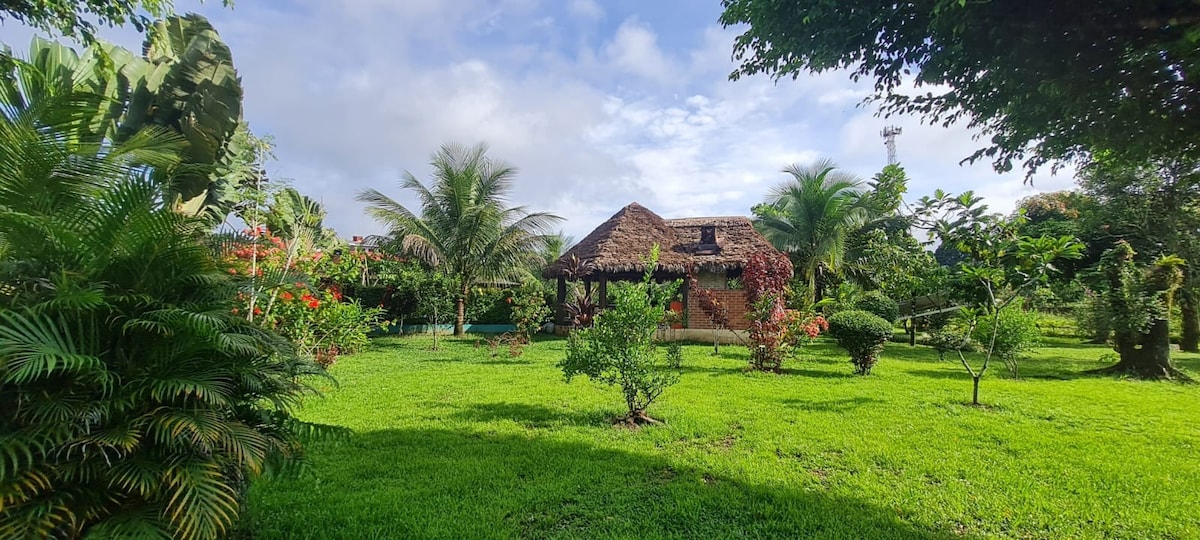 Exclusiva cabaña con piscina Villa Tunari