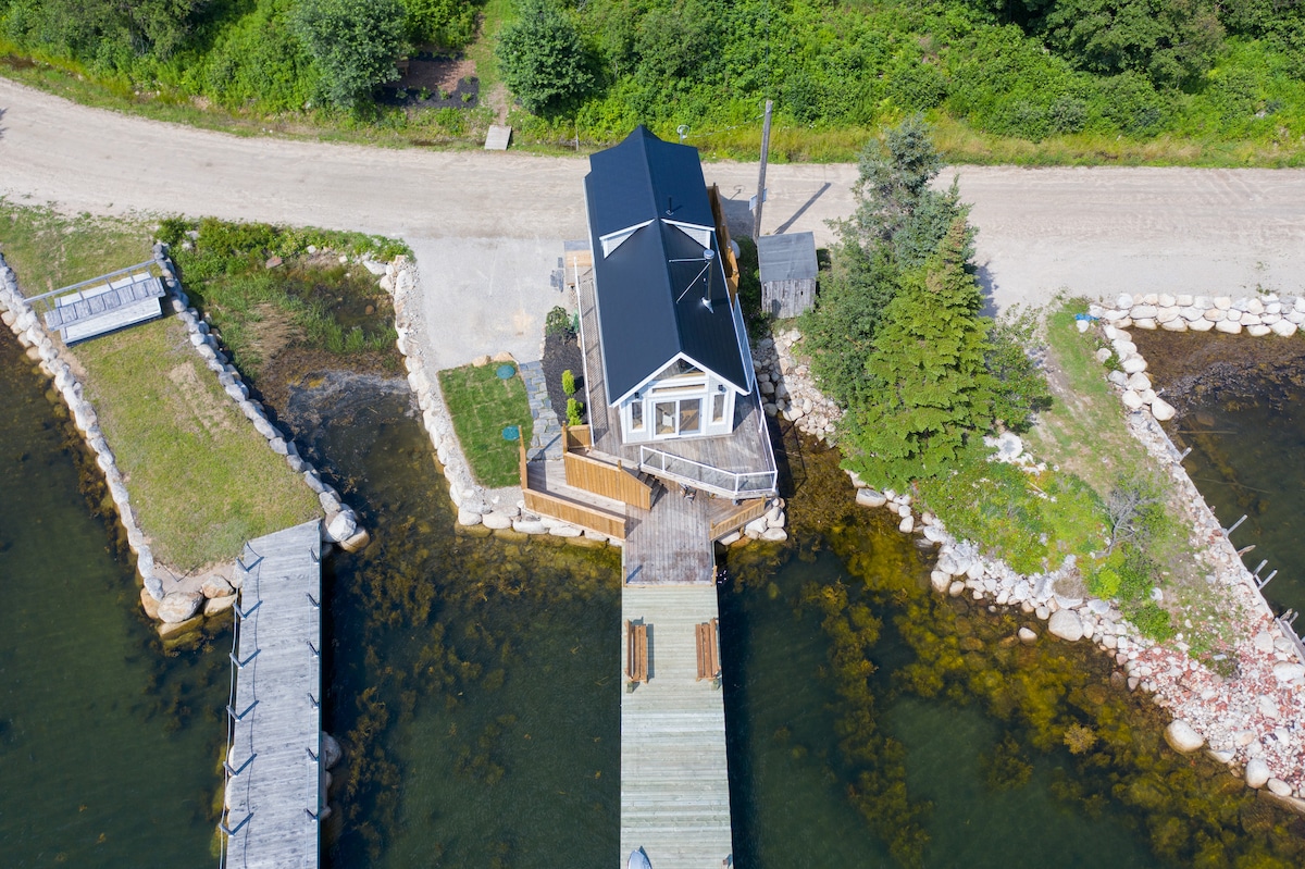 The Boathouse on Scotch Cove