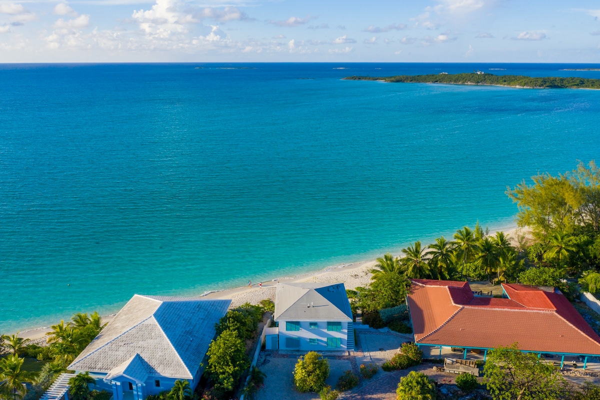 Driftwood Second Floor Condo on Hoopers Bay Beach