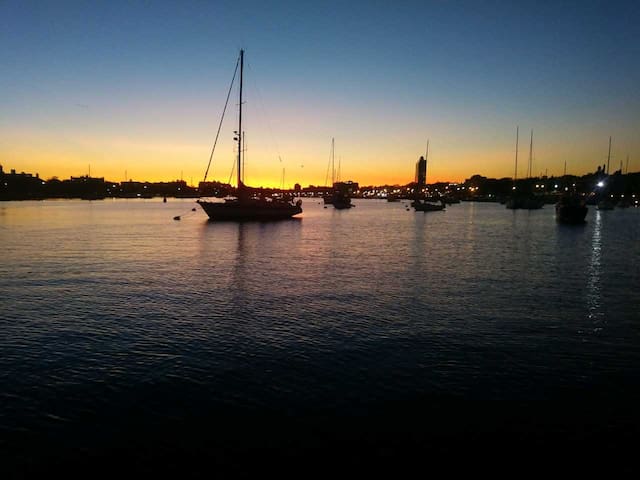 the peoples beach at jacob riis park: smje08taj za odmor