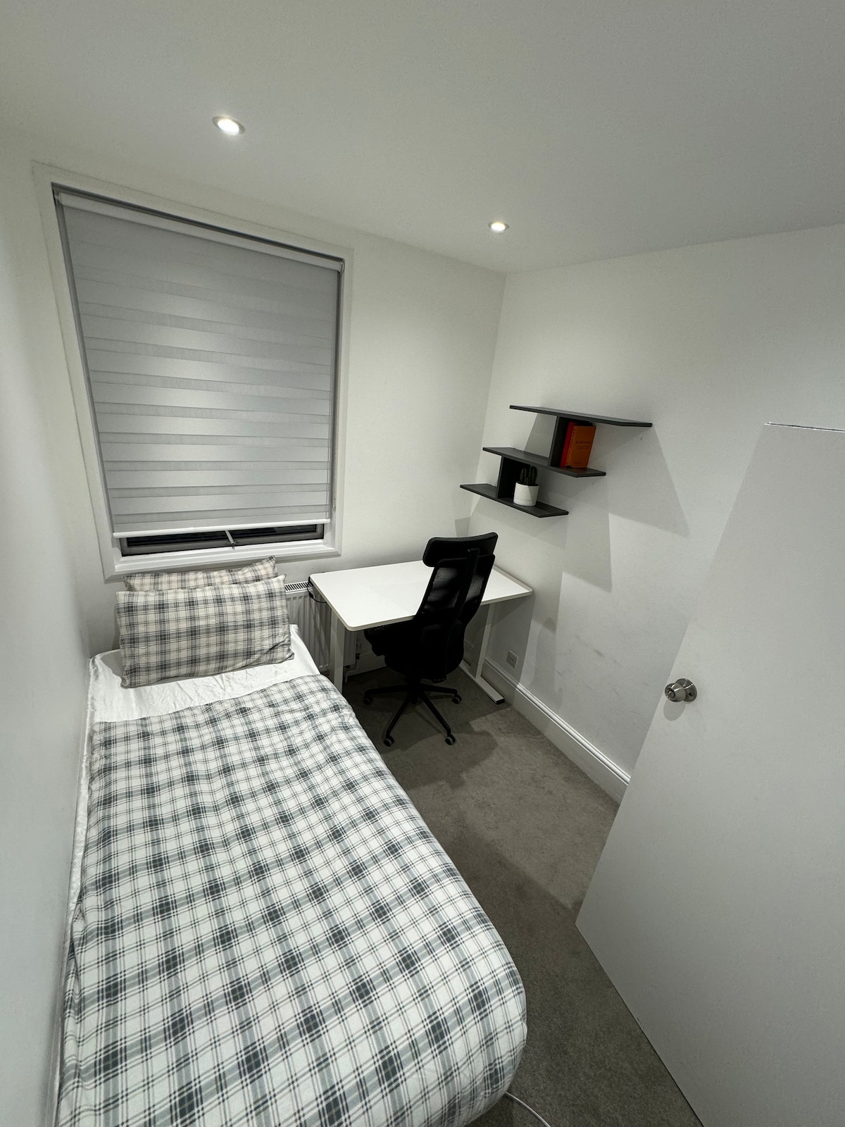 [Nomad Room] Pleasant workspace 30min cntrl London