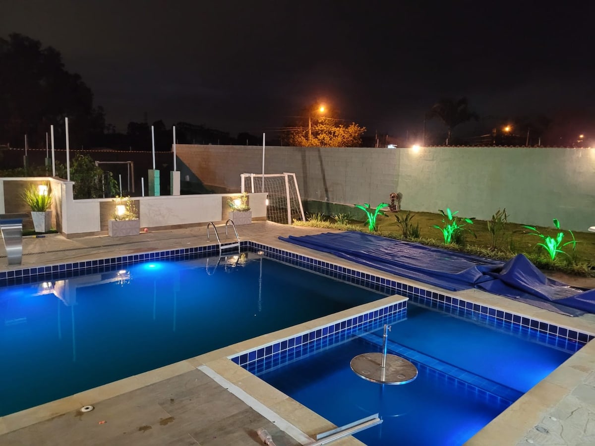 Chácara com piscina aquecida
em Mogi das Cruzes SP