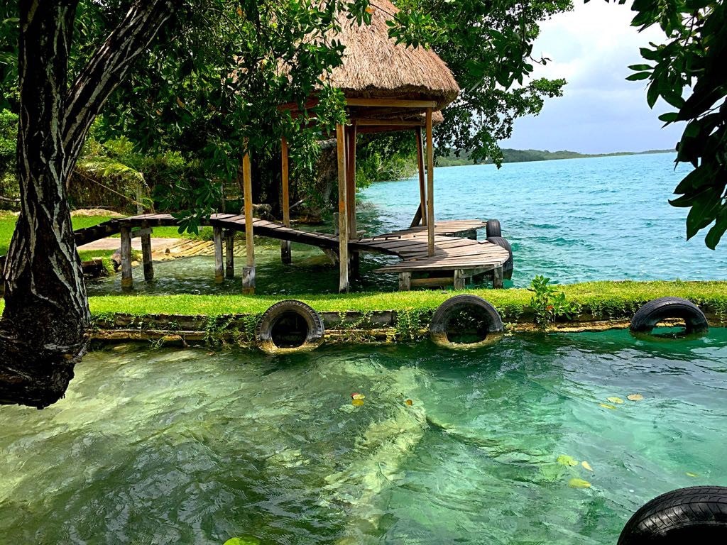 Xul-ha的Tzalam Cabin, Bacalar Lagoon