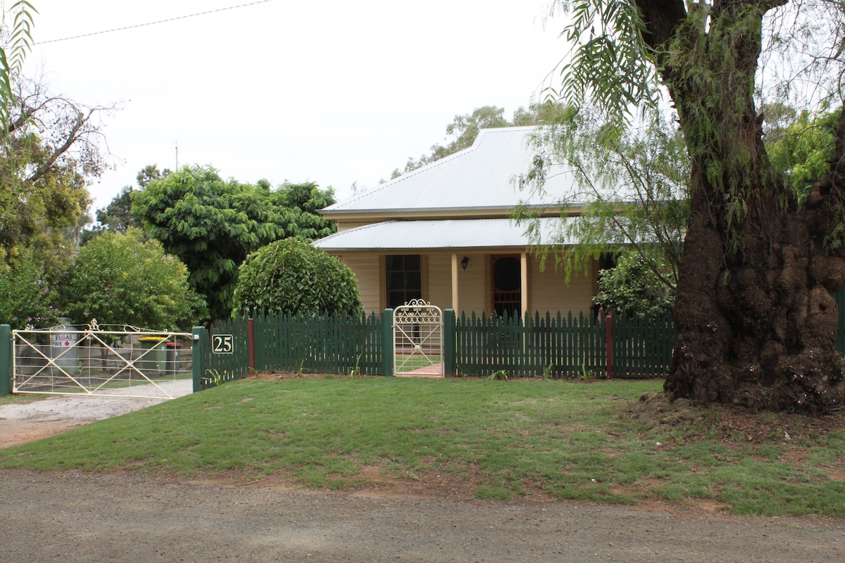 Peppercorn Cottage