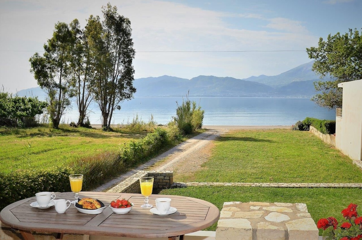 Peaceful seaside villa -Nafpaktos