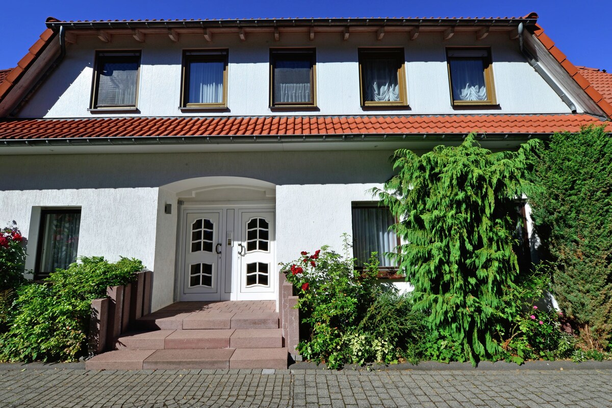 Apartment with garden in Eimelrod