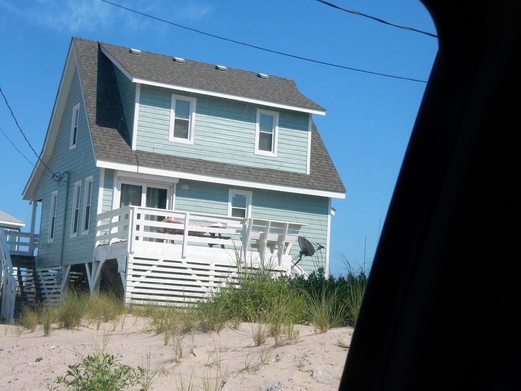 Oceanfront Outer Banks pet friendly