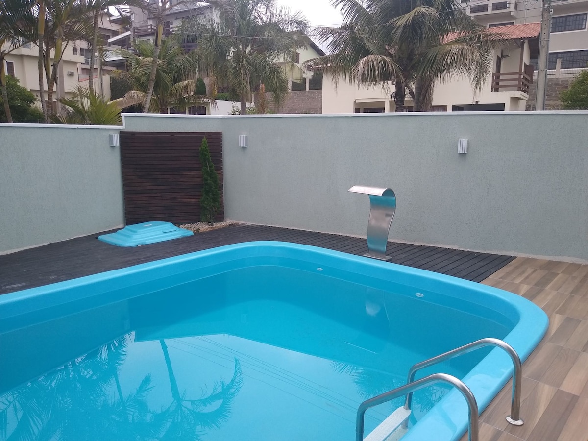 Casa com piscina , Praia da vila , Imbituba - Sc