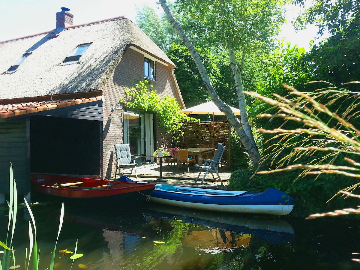 Giethoorn Lodge,度假屋, Ferienhaus