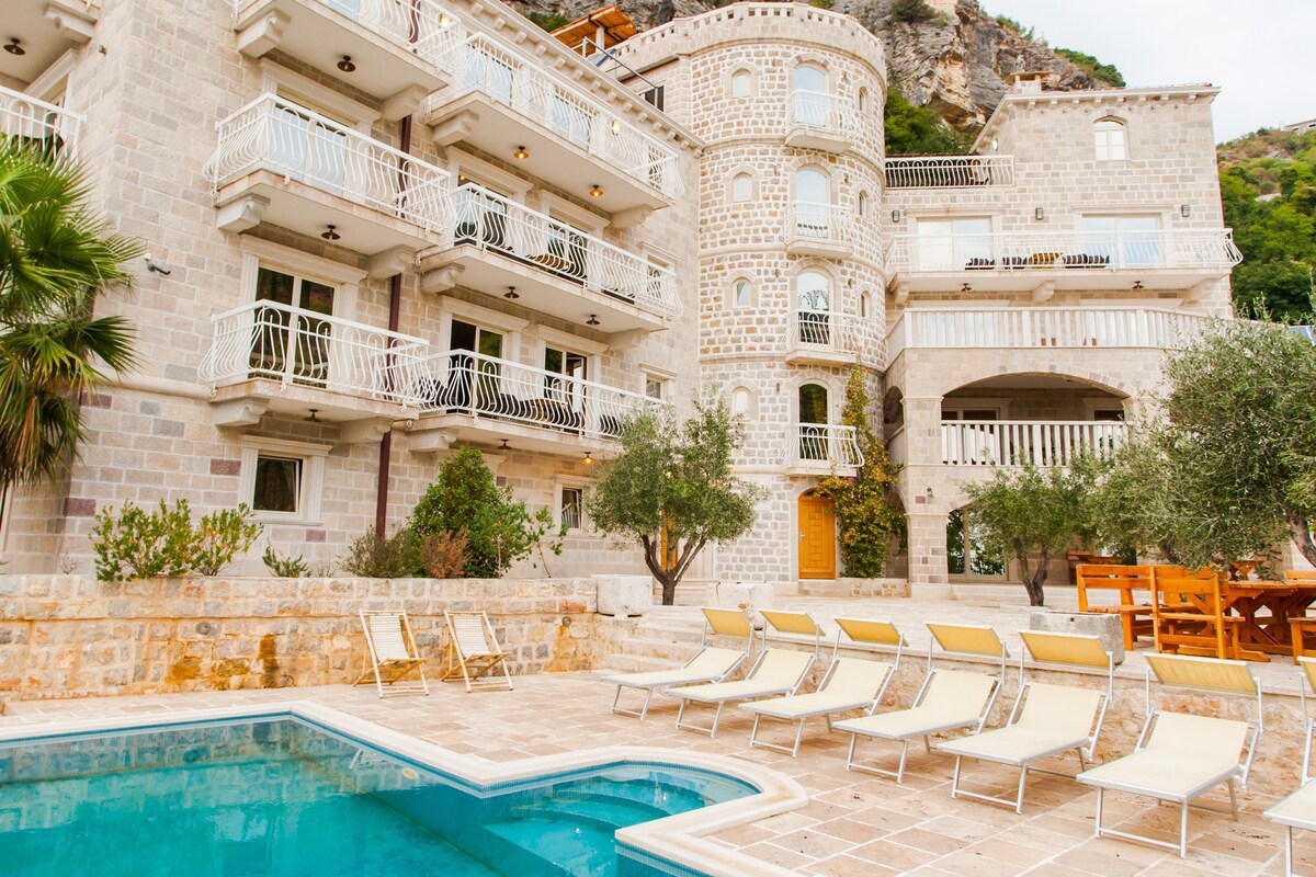 带2间卧室的顶层公寓+共用泳池# 8 @ Pietra Mare
